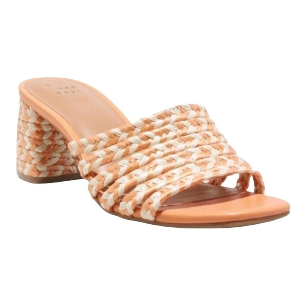 NWT Universal Threads Rachel Woven Block Heel Slide Sandals